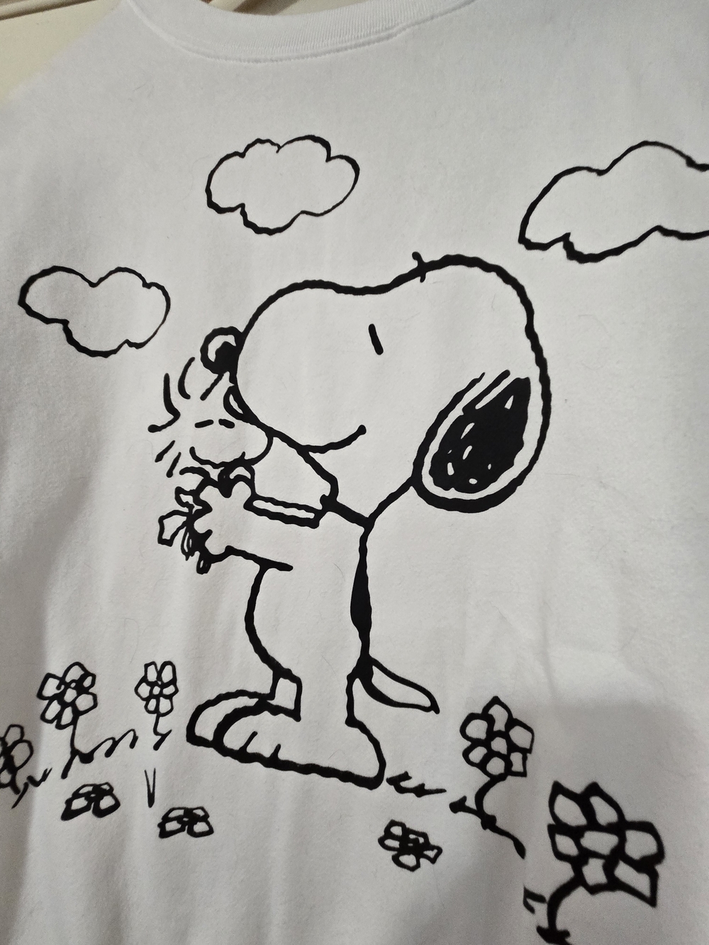 Peanuts White Sweatshirt with Black Snoopy Illustration - Picture 4 of 8